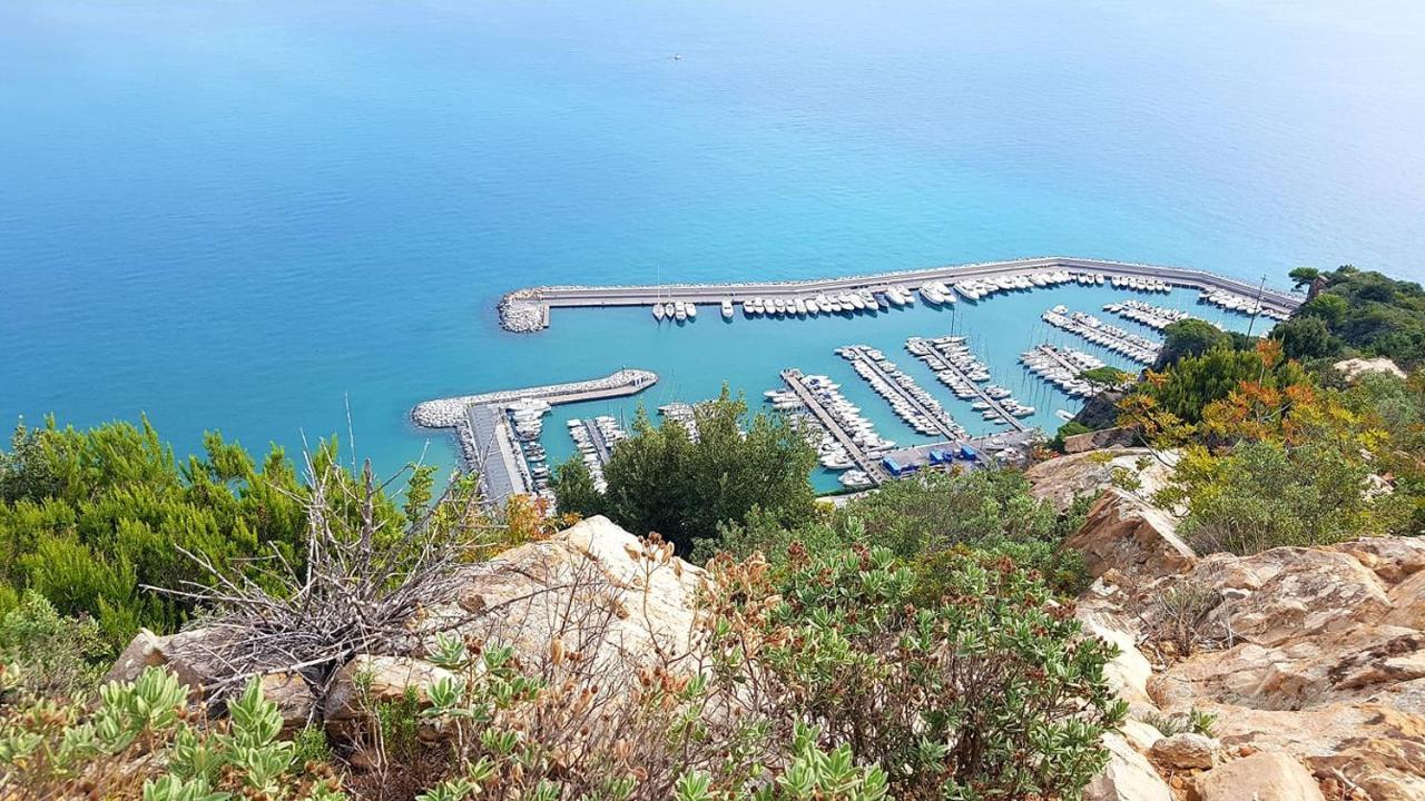 Salvia E Rosmarino - Affittacamere In Liguria Villanova d'Albenga Dış mekan fotoğraf