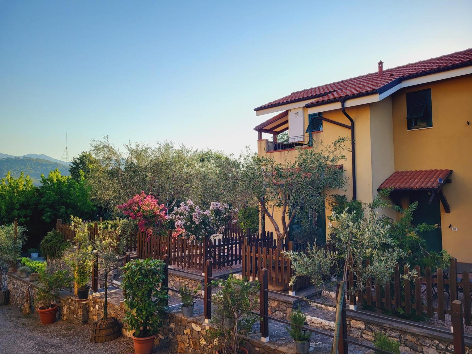 Salvia E Rosmarino - Affittacamere In Liguria Villanova d'Albenga Dış mekan fotoğraf